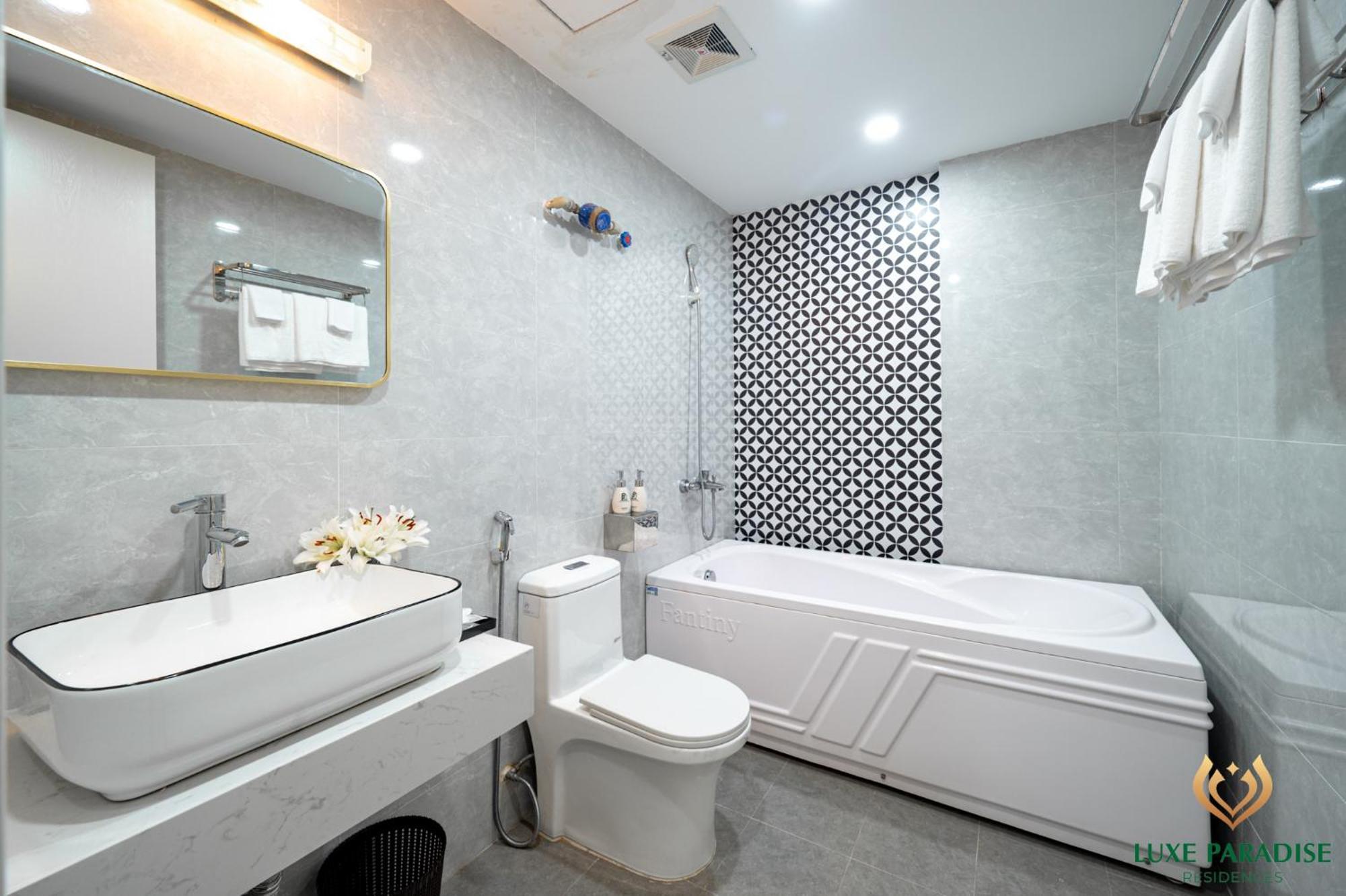 האנוי Luxe Paradise Residence 76 To Ngoc Van מראה חיצוני תמונה